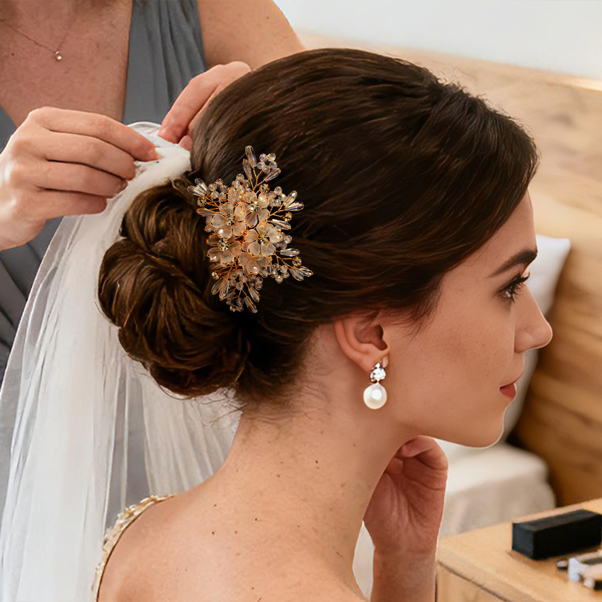 Women Accessories For Wedding - Hair Comb Crystal Flower Beaded Rhinestone