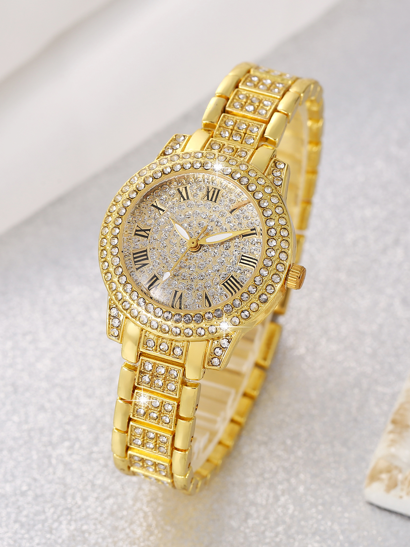 Fashionable round Ladies Quart - Women Accessories Gift Box บทวิจารณ์และราคา