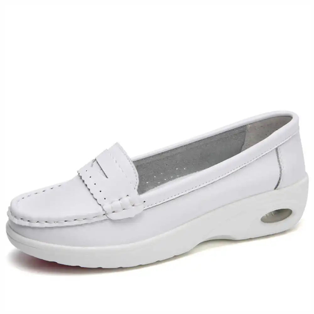 Thick Sole Slipon White Traine - Women Accessories Shop Name Ideas บทวิจารณ์และราคา