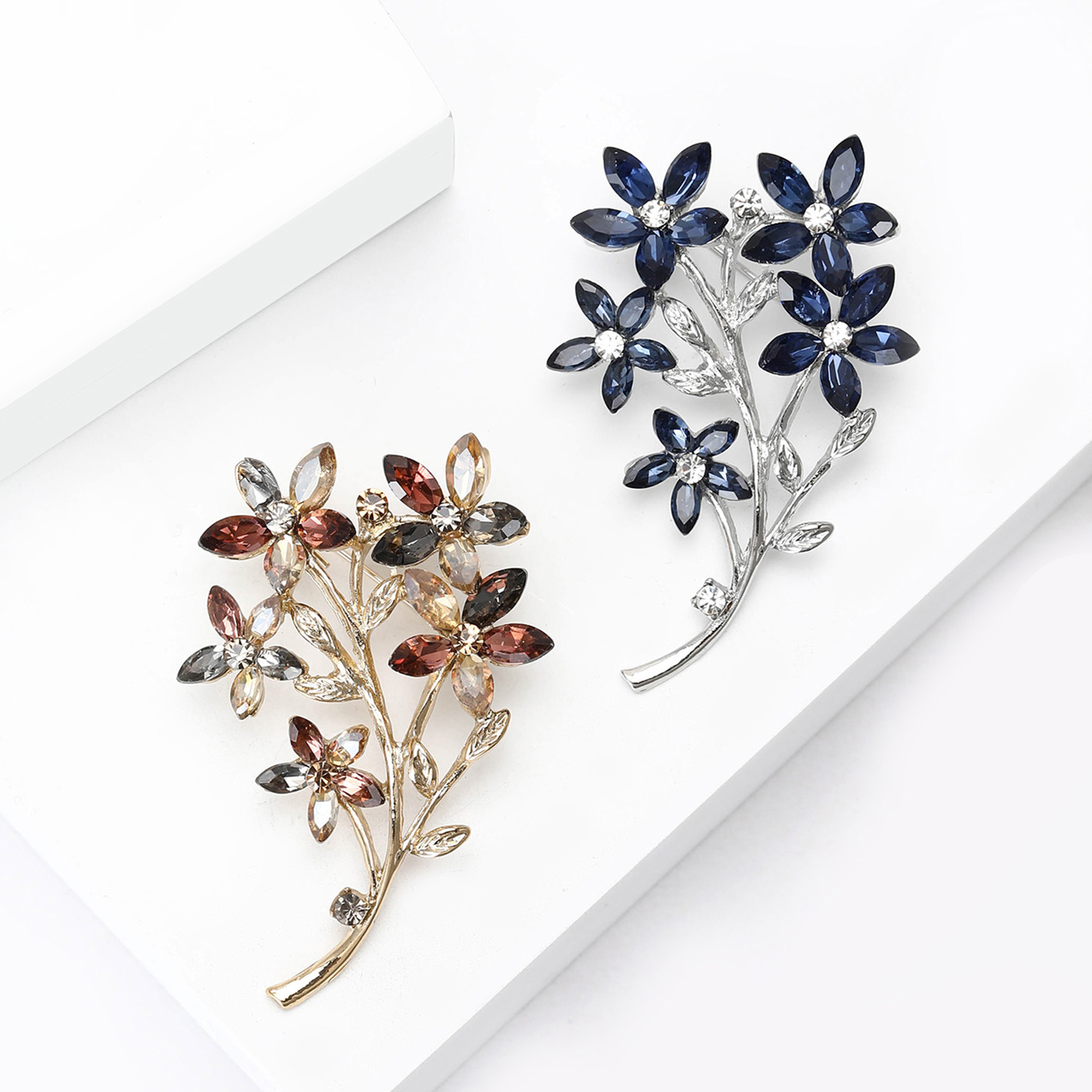 Luxury Rhinestone Flower Bouqu - Women Accessories Bouquet บทวิจารณ์และราคา