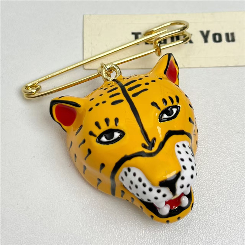 Elegant Enamel Tiger Brooch Pi - Women'S Accessories For Formal Wear บทวิจารณ์และราคา