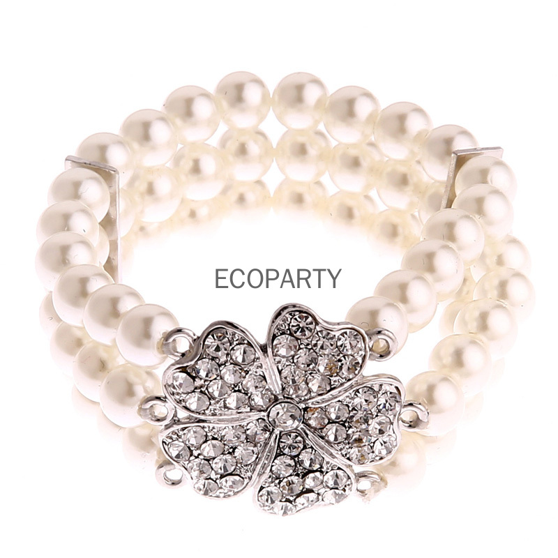 Audrey Hepburn Breakfast at Ti - Women'S Accessories In The 1950S บทวิจารณ์และราคา