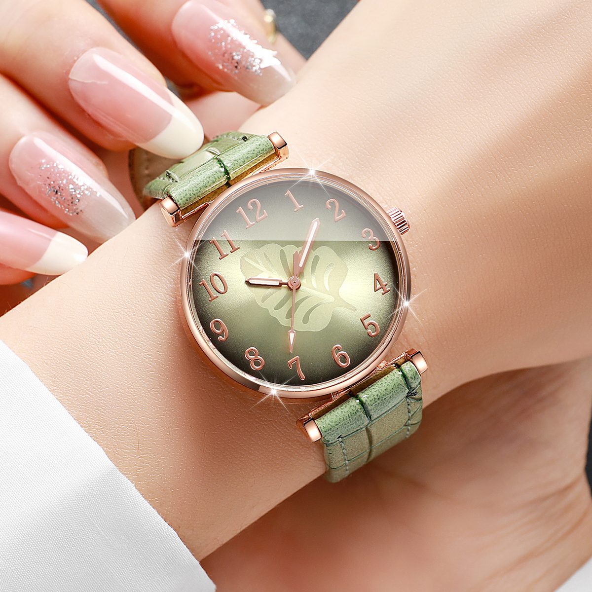 5PCS Fashion Leaf  Dial Women  - Women Accessories Gift Box บทวิจารณ์และราคา